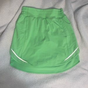 lululemon hotty hot skirt
